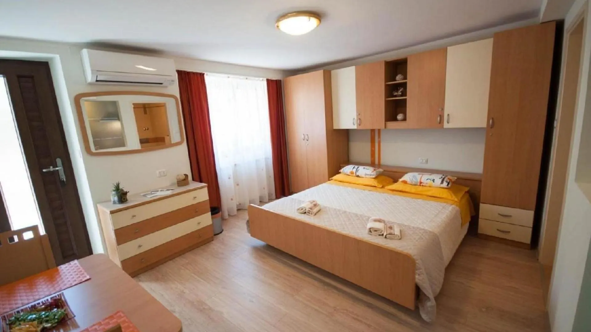 Studio Fuer 2 Personen Ca 35 M In Novigrad, Adriakueste Kroatien Westkueste Von Istrien Novigrad Istria Lägenhet
